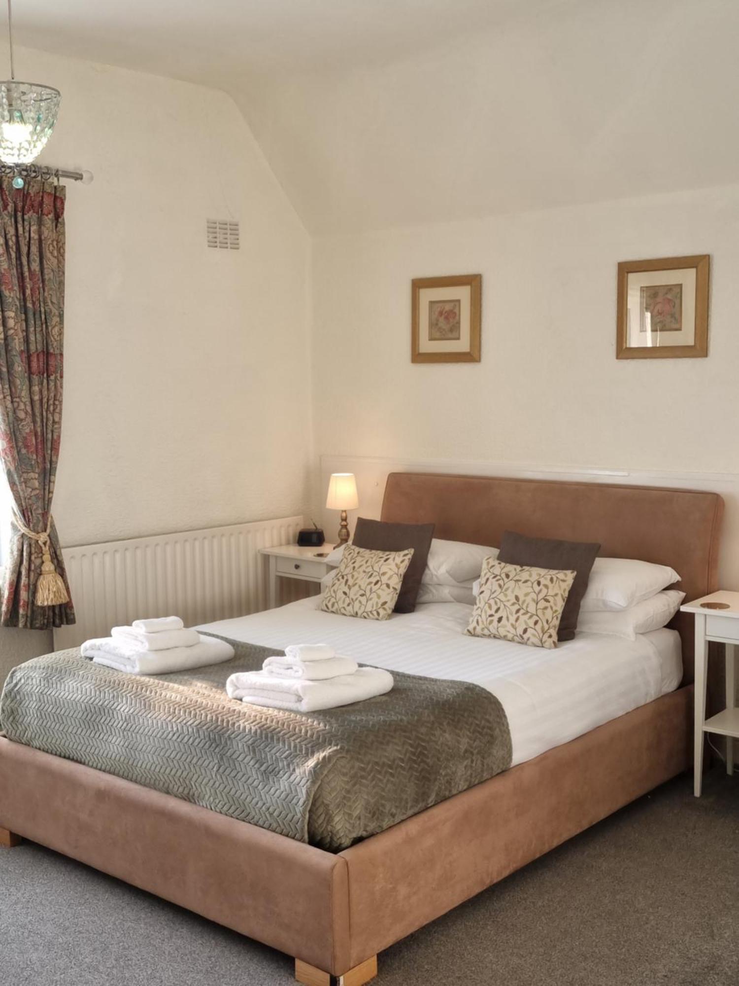 The Cavendish Hotel Scarborough Bagian luar foto