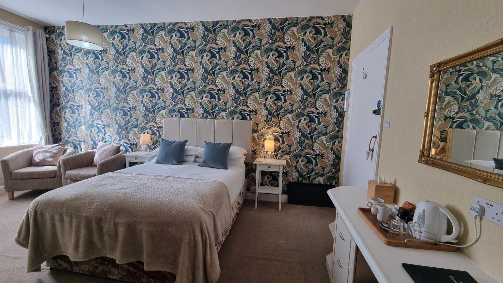 The Cavendish Hotel Scarborough Bagian luar foto