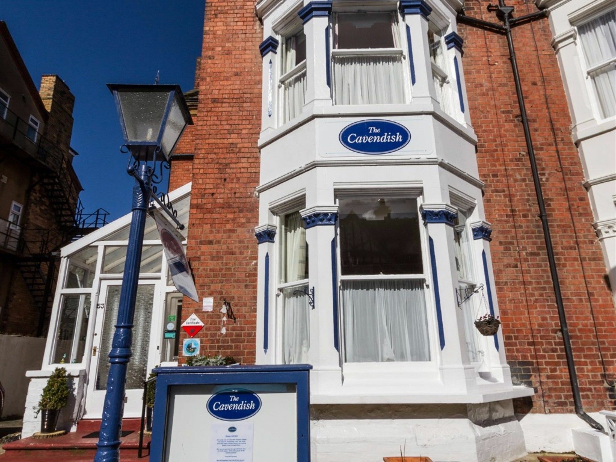 The Cavendish Hotel Scarborough Bagian luar foto