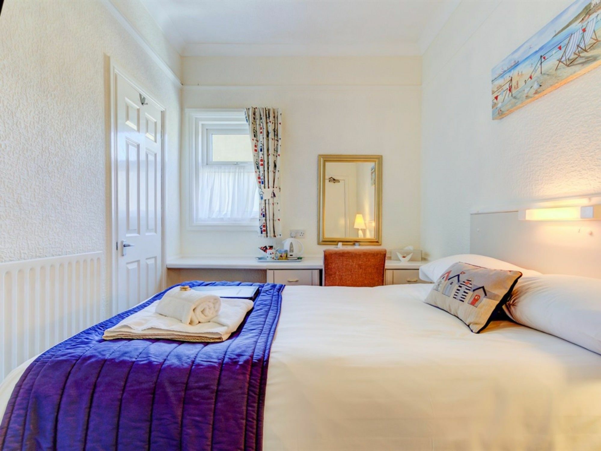 The Cavendish Hotel Scarborough Bagian luar foto